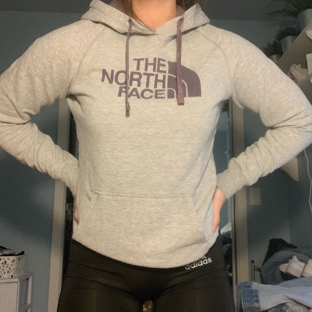 grey northface sweatshirt
